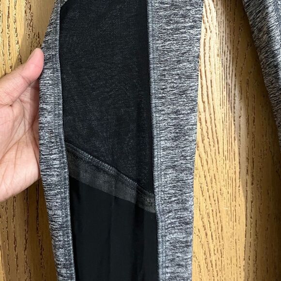 PINK Victoria’s Secret Women’s Activewear Black & Gray Mesh Leggings Sz-XS - Picture 4 of 6